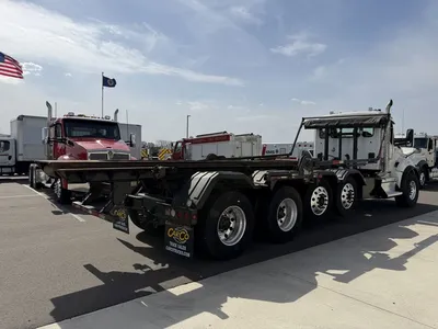Used 2023 KENWORTH T880 ROLL OFF Rolloff Trucks Minnesota US | Carco Truck & Equipment #1514004