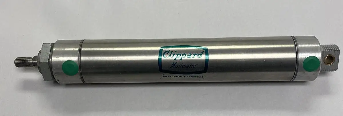 New | in-Stock CLIPPARD P5-034-32-8 Cylinders | Surplus Asset Holdings #1206426