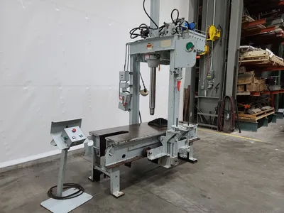 USED DAKE 19-279