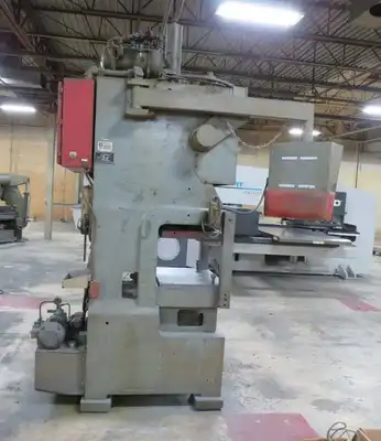 USED 1984 OAK FP1-A