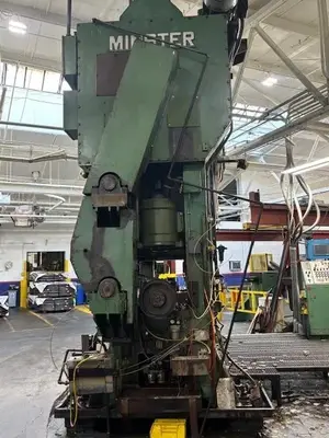 USED 1977 MINSTER 400 TON SSDC PRESS
