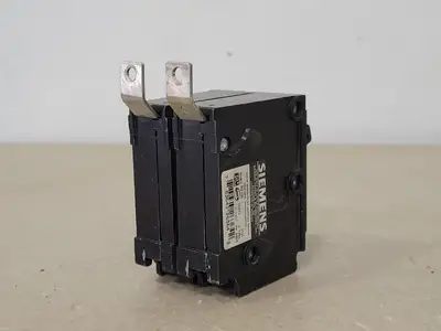 Used SIEMENS B2100 Switchgears British Columbia CA | Lenmark #239567