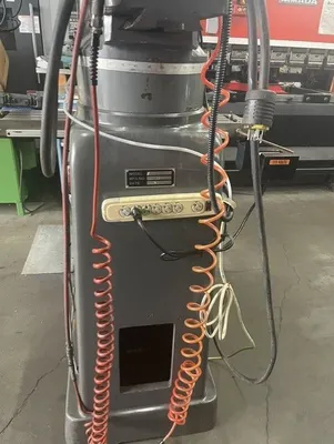 WEBB CHAMP 4VH MILLERS, KNEE, N/C & CNC | Wheeler Machinery Sales (3)