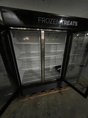 Used TRUE GDM - 72F - HC  TSL01 Display Freezers Tennessee US | BAM Discount Restaurant Equipment #1397960