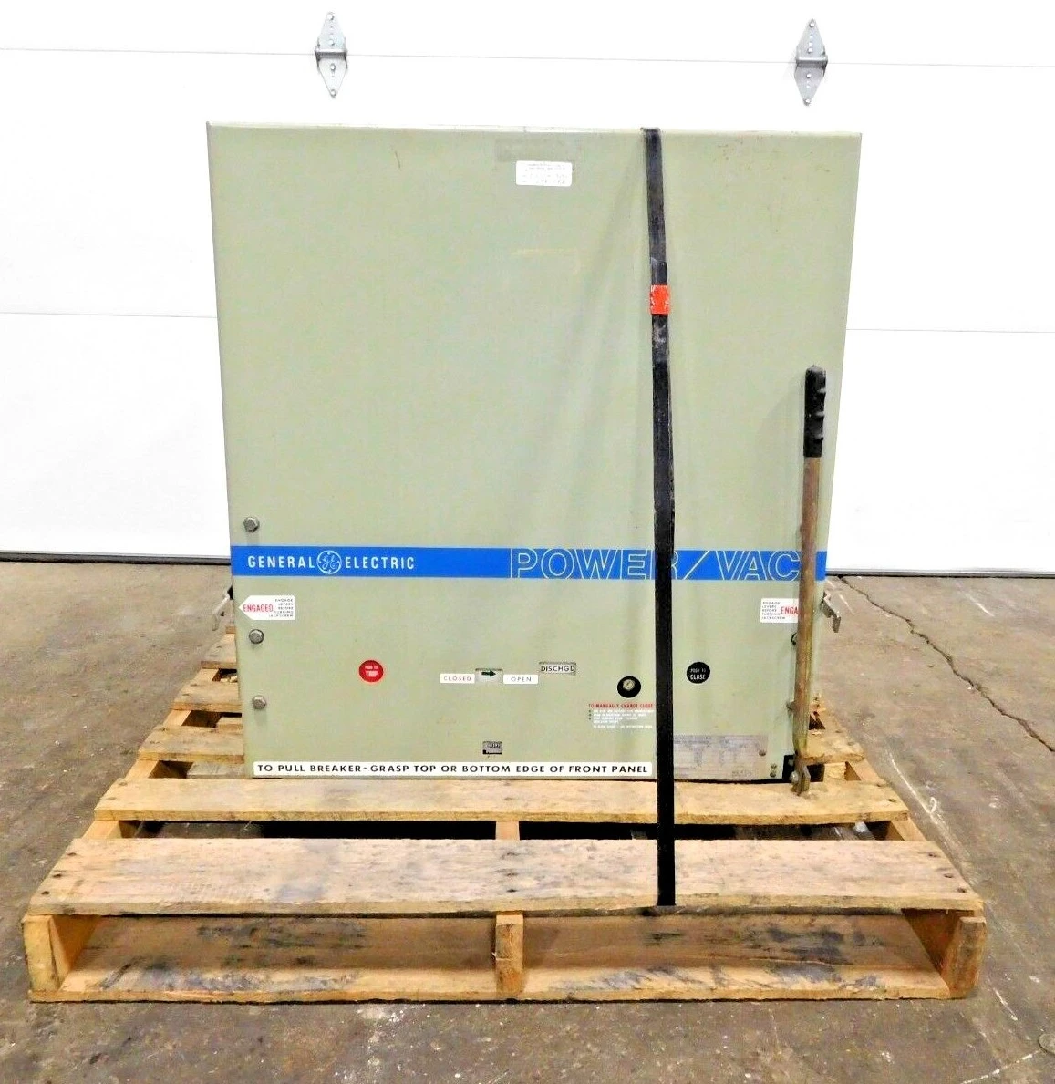 Used GE VB 7.2-500-3 Circuit Breakers Ohio US | Equipment Recovery Corp. #1330369