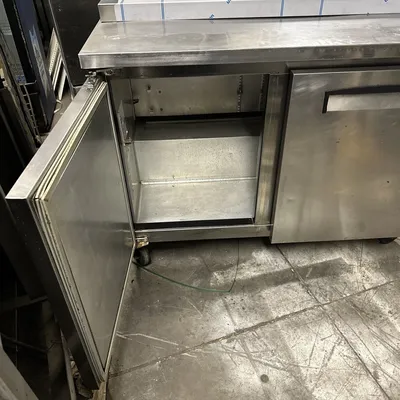 174-0176 Fogel FLP-45-12 45” Self Contained Prep Station Cooler