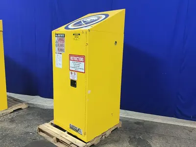 Used JUSTRITE 896020 Cabinets Ohio US | HGR 24 #1456092