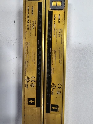 USED OMRON F3SN-A1267P25-L-01-01F3SN-A1267P25-D-01