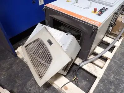 USED 2011 CLOOS QRC350E