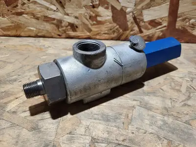 USED FARRIS 2740UL