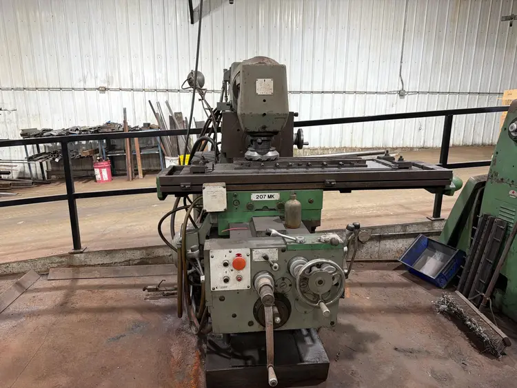 Used CINCINNATI MILACRON Universal Horizontal Mills Ontario CA | Aucto #1308661