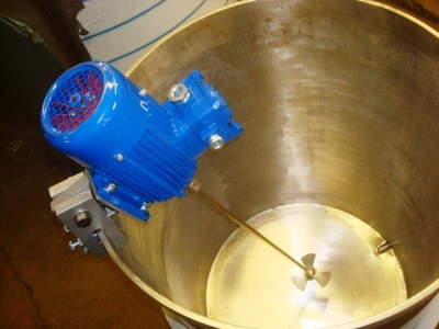 R&B Clamp/Flange Mount Stirrer 3 kW Flp