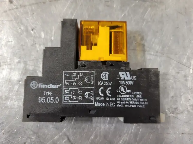 Used FINDER 40.52 Misc Electrical & Power Parts British Columbia CA | Lenmark #251391