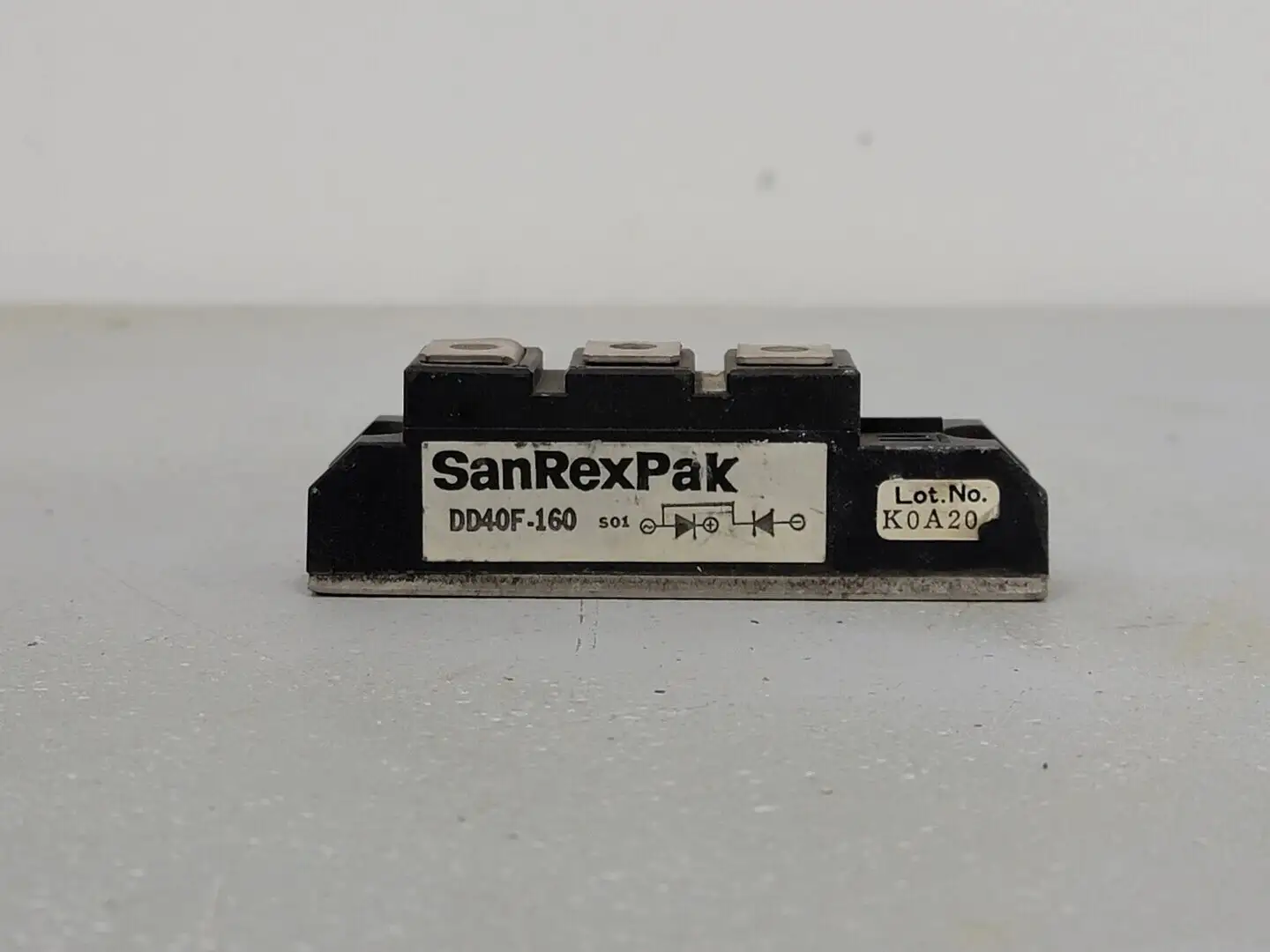 USED SANREXPAK DD40F-160