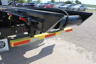 Used 2025 MACK MD7 Rolloff Trucks Texas US | Roll Off Truck World #1491915