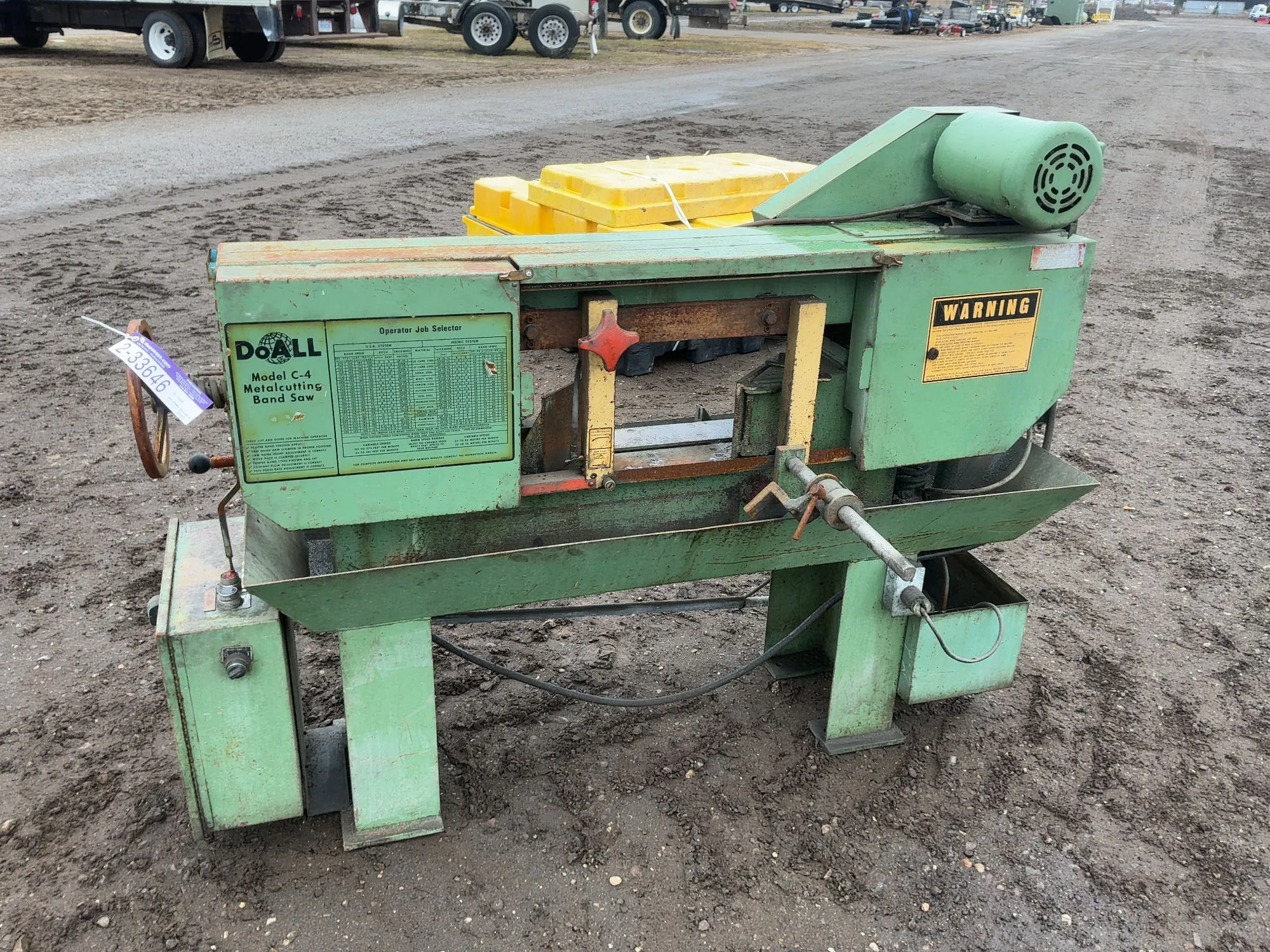 USED DOALL C-4 METALCUTTING BAND SAW