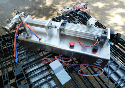 USED SINGLE PISTON FILLER SINGLE PISTON