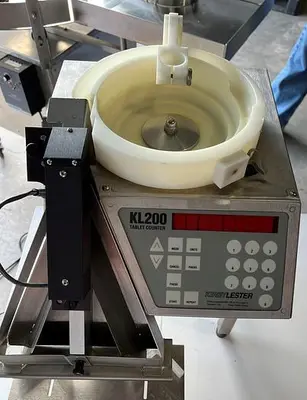 USED KIRBY LESTER KL200