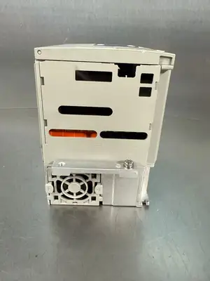 Telemecanique Altivar 31 ATV31H075N4 0,75kW/1HP (2.1.5)