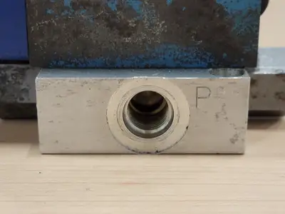 USED VICKERS 633741