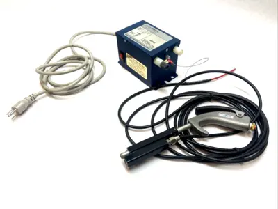 USED ELECTROSTATICS STATIC NEUTRALIZING POWER SUPPLY W/ GUN ATTACHMENT