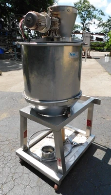 USED K-TRON AGITATED HOPPER AGITATED HOPPER