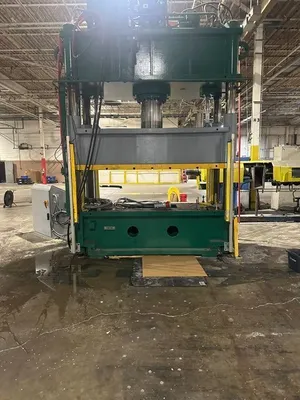 1973 K.R. WILSON 4 - Column Hydraulic Presses | Rygate LLC (3)