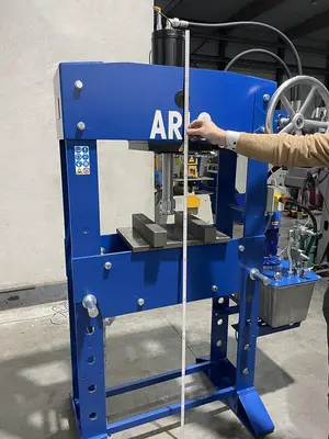 USED ARLO HP PRECISION PRESS 30 TON