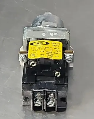 Rees 40702-B-NC Auxiliary Block. Loc4E-31