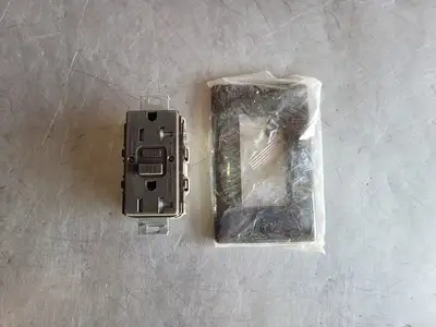 NEW HUBBELL GFTRST20