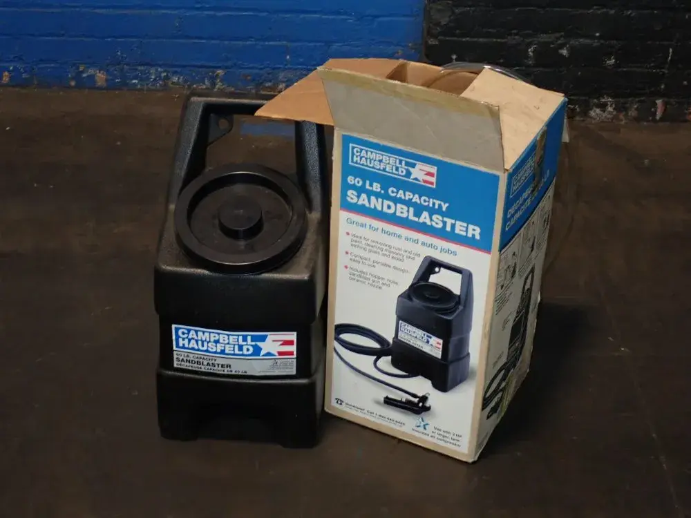 Campbell Hausfeld 60 Pounds  Sandblaster