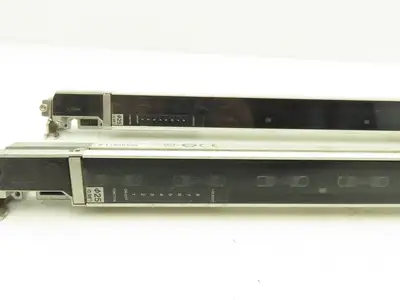 Keyence SL-C36H-R SL-C36H-T Light Curtain Transmitter & Receiver Set 700mm 24VDC