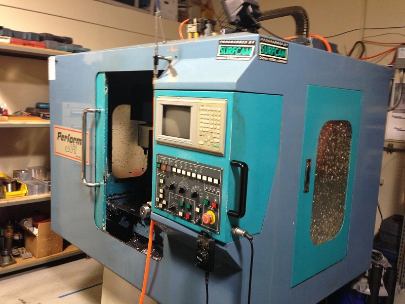 USED 2001 AKIRA SEIKI