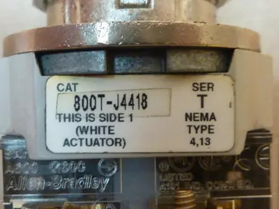 USED ALLEN BRADLEY 800T-J4418
