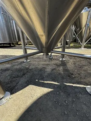 (1) Available - Newlands NSI 30 bbl / 930Gal Jacketed Fermenter