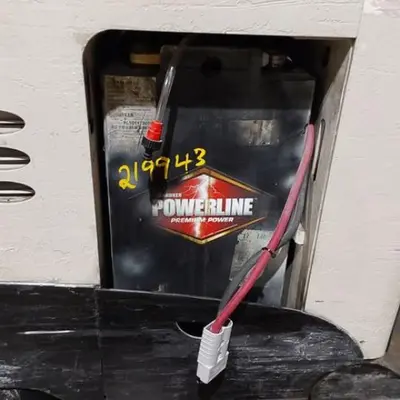 USED 2016 CROWN RR5725-45