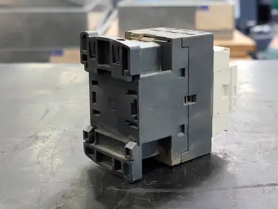 USED SCHNEIDER ELECTRIC LC1D12
