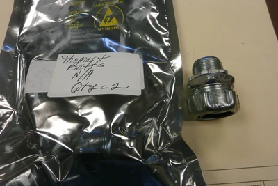 NEW Thomas & Betts Male Connector