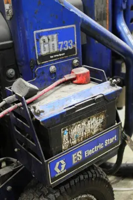 GRACO GH-733ES Sprayer/Pump | Levy Recovery Group (11)