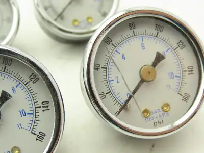 100xKPa Pressure Gauge 160psi 11 Bar 1/8"NPT Lot of 11