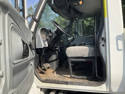 Used 2007 INTERNATIONAL 4200 Bucket (boom) trucks Michigan US | Miedema Asset Management Group #1304736