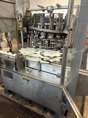 Used 1991 MRM RPF 16 PISTON FILLER LITER PISTONS _UNKNOWN_ Filling Machines Illinois US | Save on Equipment #1259300
