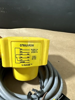 USED Banner QT50UVR3W