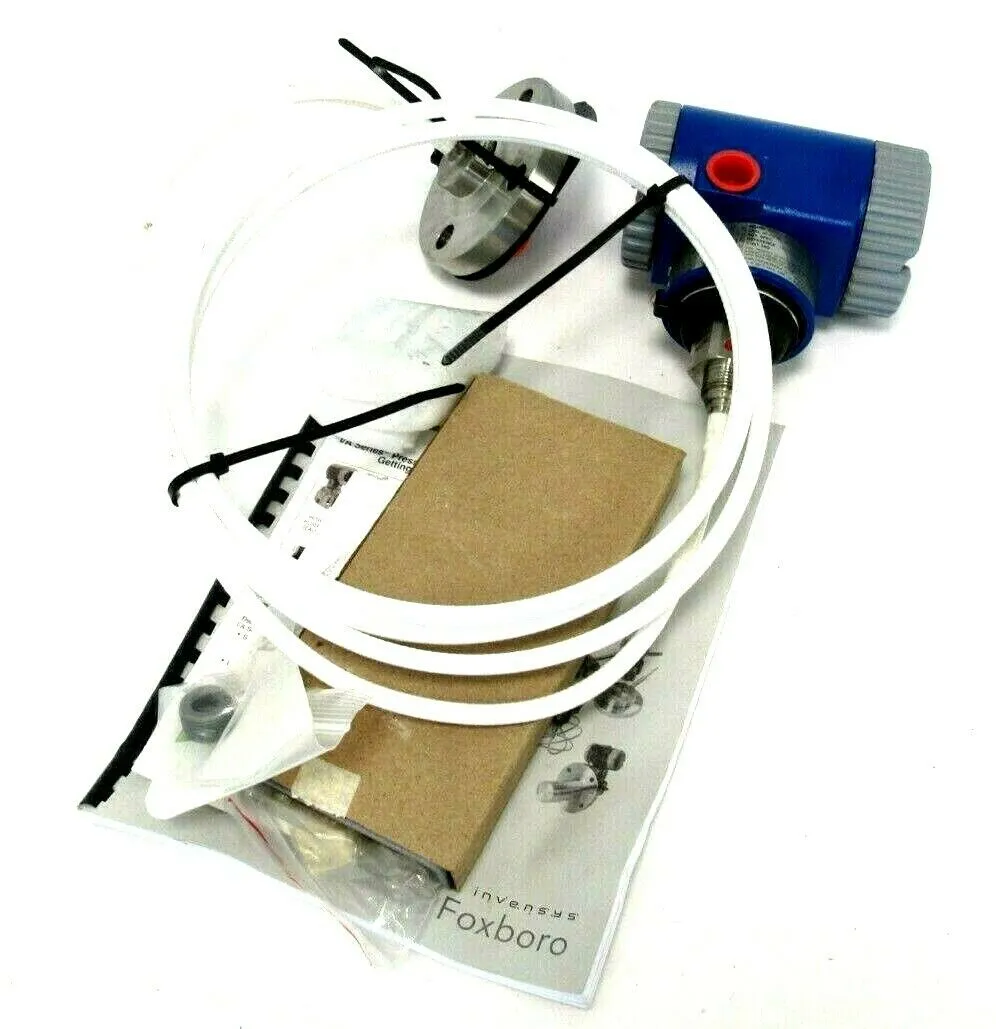 NEW FOXBORO IGP10-TS3C1F-M1L1 TRANSMITTER PSFAR-D211CTS1SA014H FW2.4A.6057