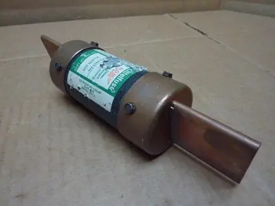 USED LITTELFUSE FLNR-225