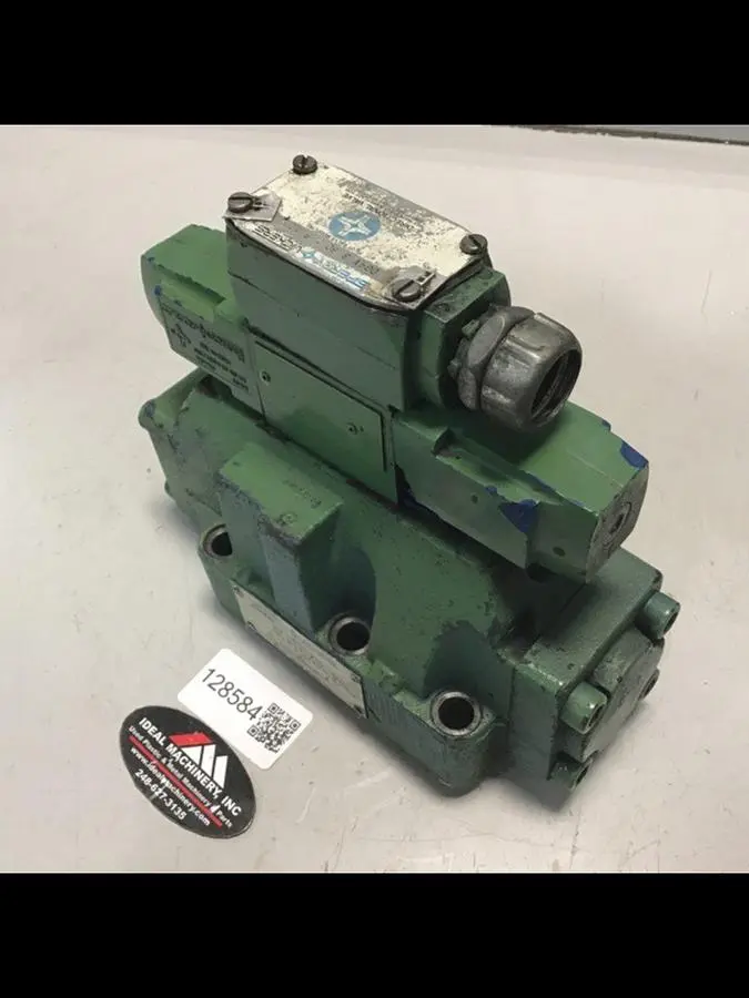 USED SPERRY VICKERS DG4V36CWB12