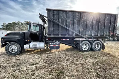 Used 1992 MACK RD Garbage trucks Virginia US | Proxy Equipment #1382883