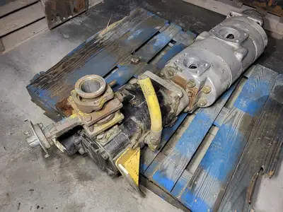 Used OILGEAR PVK-140-A1UV-RDFS-P-1NNSN-CP Parts (Hydraulics and Pneumatics) British Columbia CA | Lenmark #368566