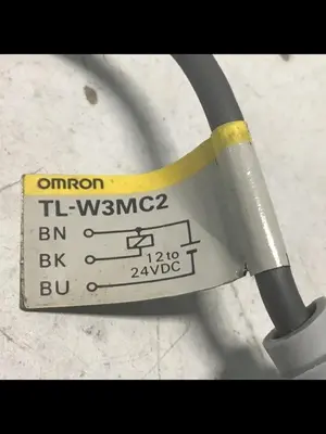 USED OMRON TL-W3MC2