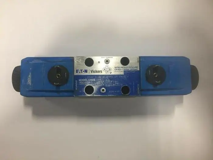 Used EATON/VICKERS _UNKNOWN_ Valves/Fittings Massachusetts US | Absolute Machinery #547005